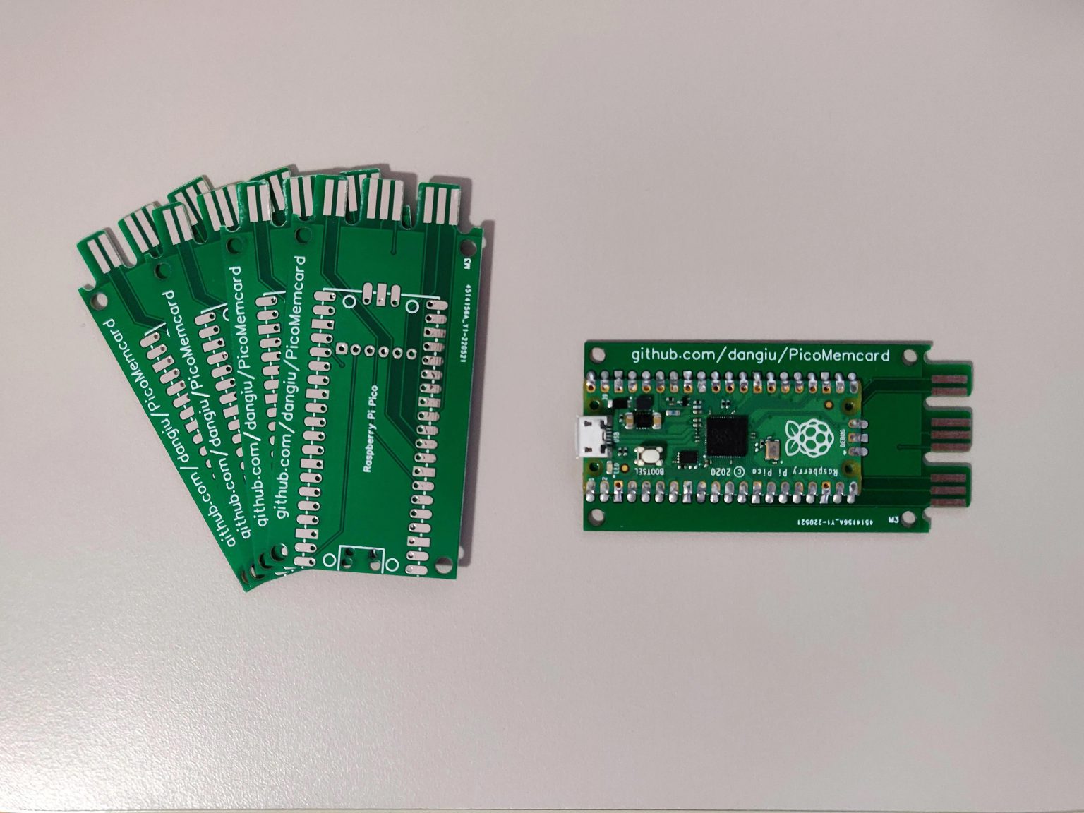 Project PS1 Memory card made from a RPi Pico